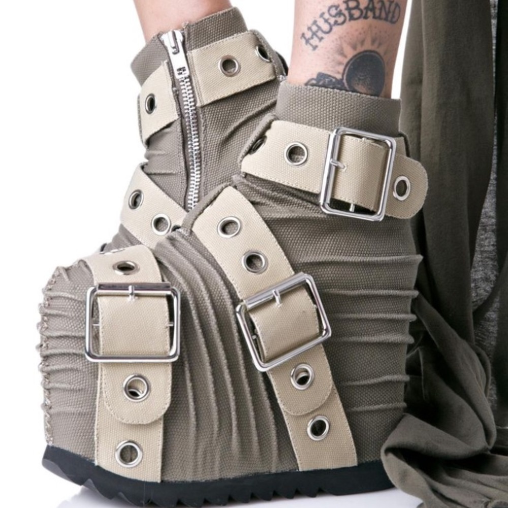 Dolls Kill Current Mood platform boots